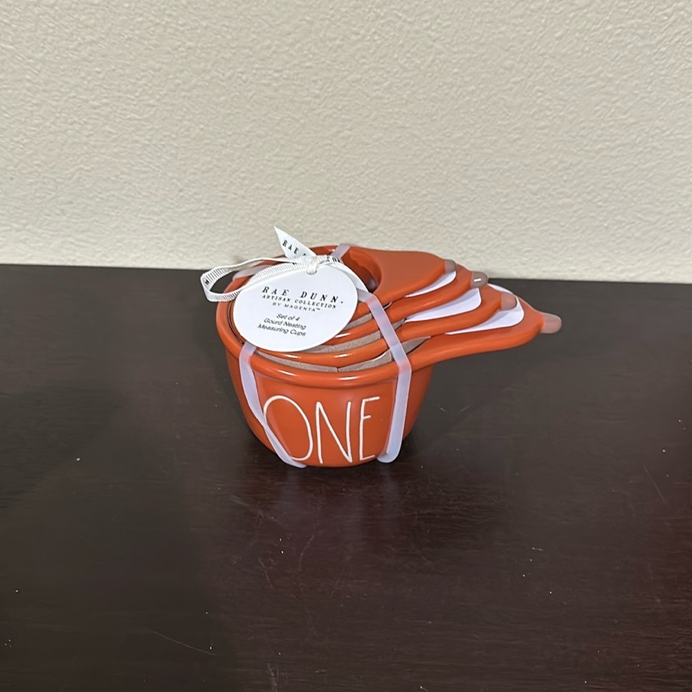 NWT Rae Dunn Thanksgiving Gourd ceramic measuring cup set
